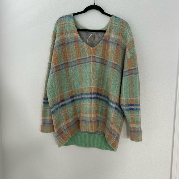 Free People Primrose plaid V neck sweater - Picture 2 of 5